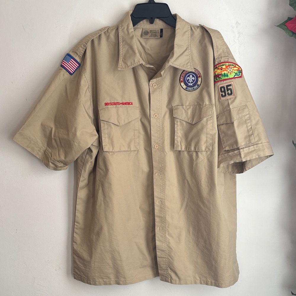 BSA | Tan Boy Scouts of America Shirt with Patches Sz XL - Picture 1 of 17
